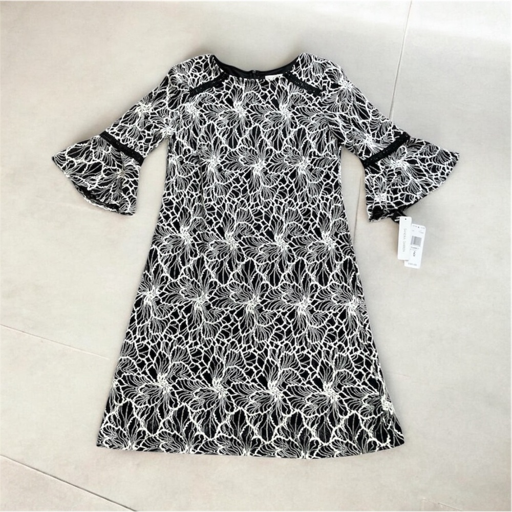 Sandra Darren Black/Ivory Lace Overlay Dress with Bell Sleeves – Size 6